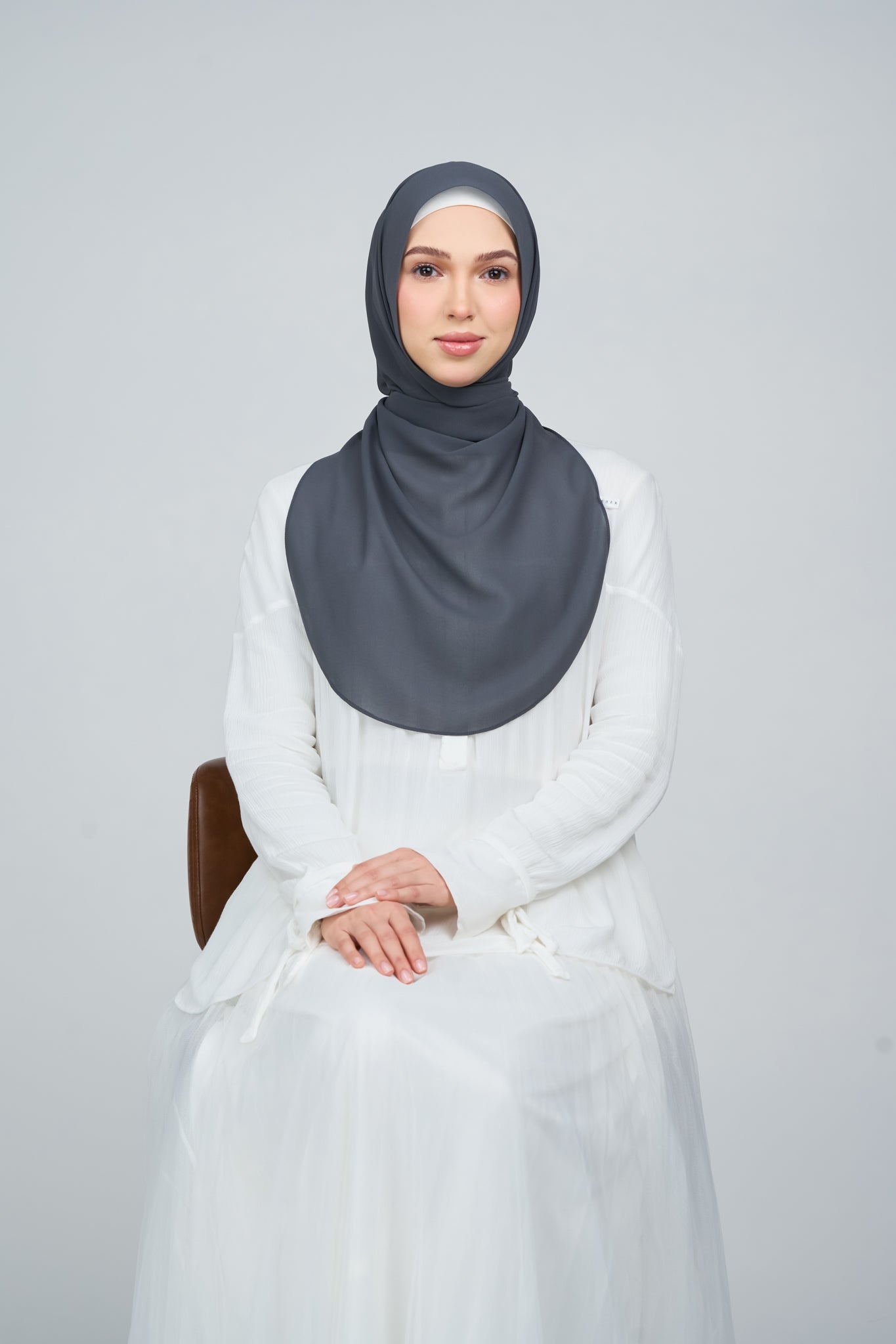 HoodX⁺Plus Curve in Raven Grey