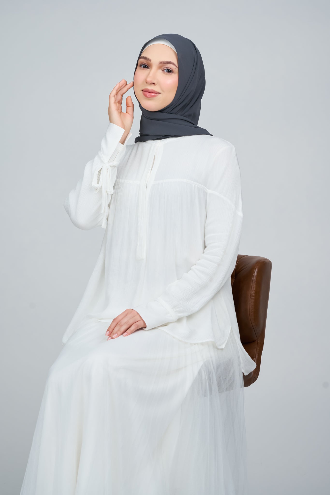 HoodX⁺Plus Curve in Raven Grey