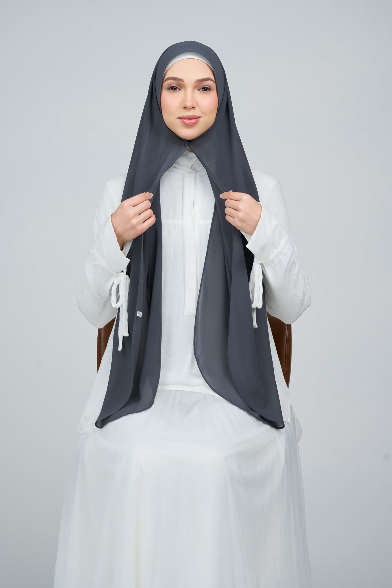 HoodX⁺Plus Curve in Raven Grey