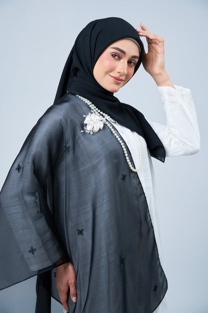 Selendang Rhea in Cempaka [Classic Black]