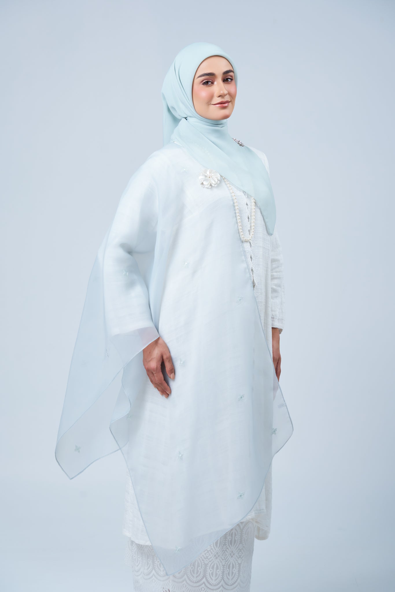 Selendang Rhea in Embun [Light Tiffany]