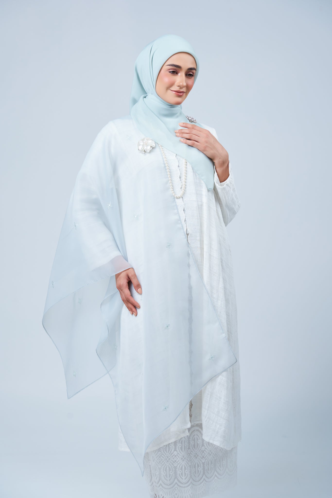 Selendang Rhea in Embun [Light Tiffany]