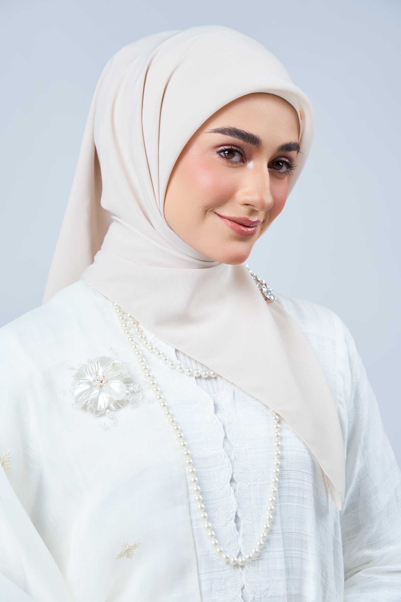 Rhea Bawal in Kaseh [Oatmilk]