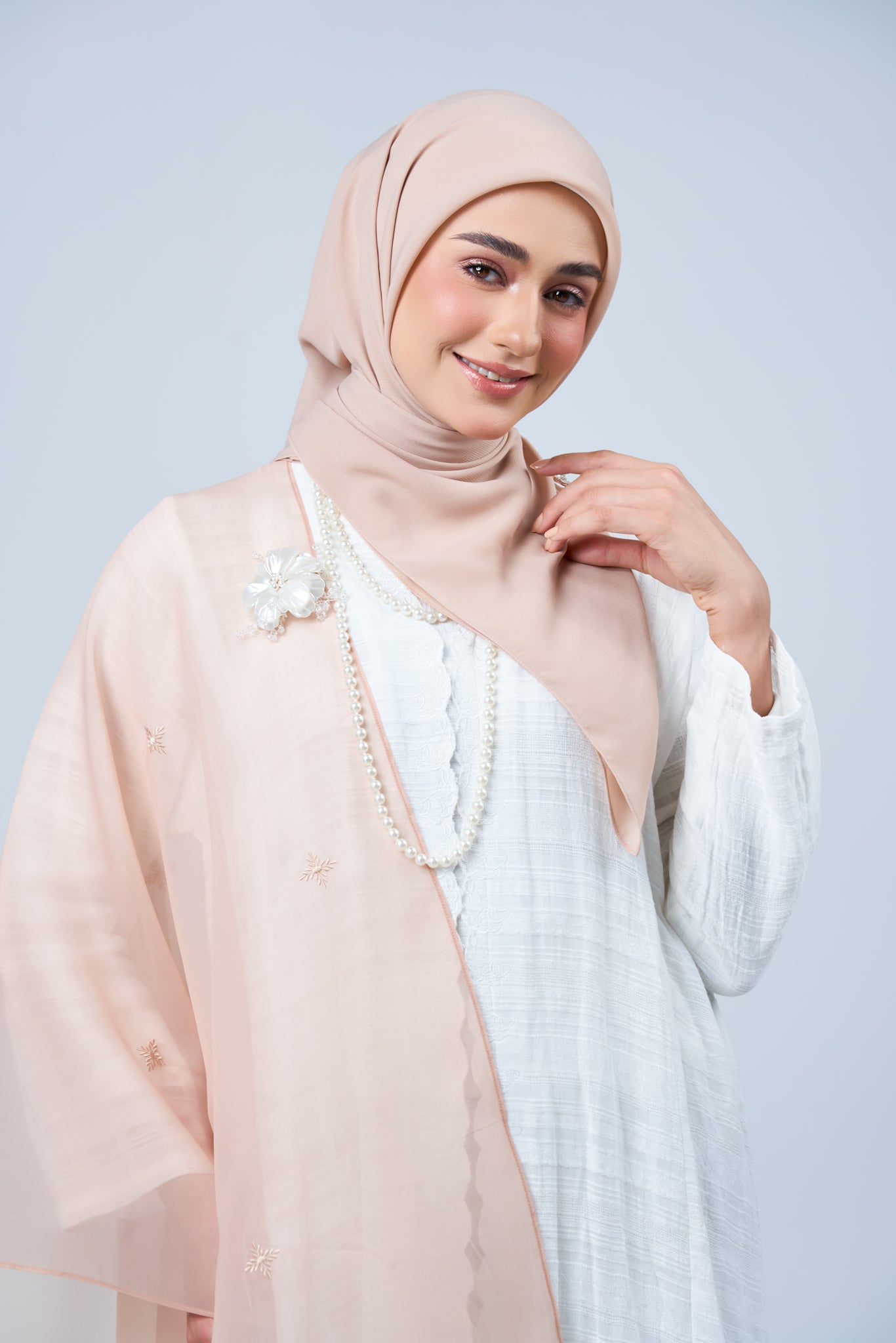 Selendang Rhea in Kemboja [Nude Rose]