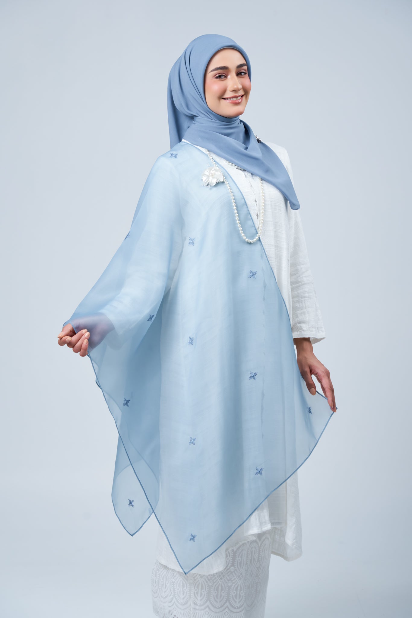 Selendang Rhea in Laila [Deep Blue]