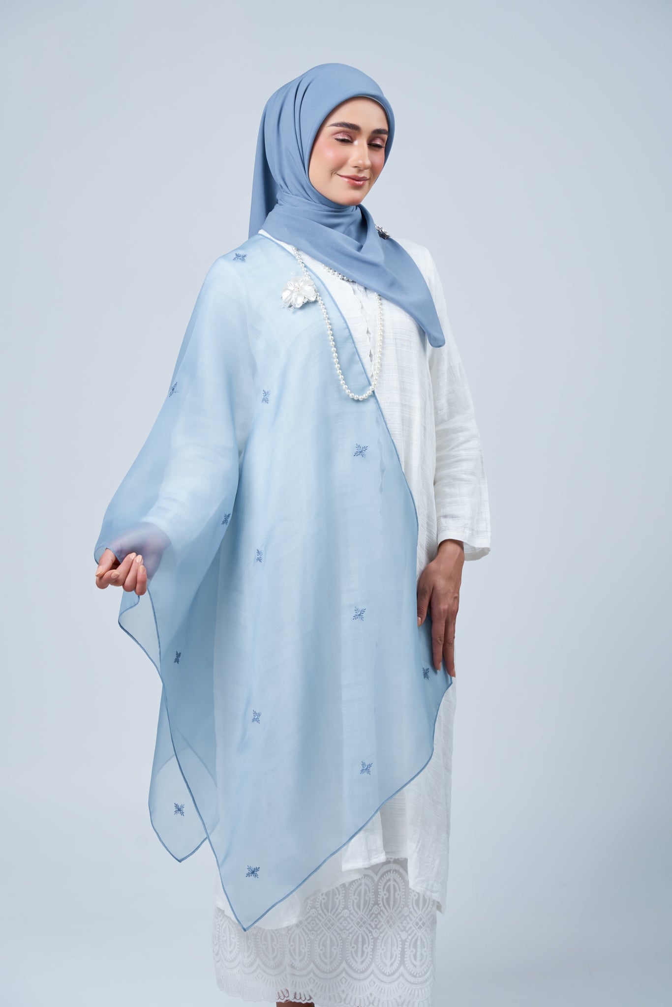 Selendang Rhea in Laila [Deep Blue]