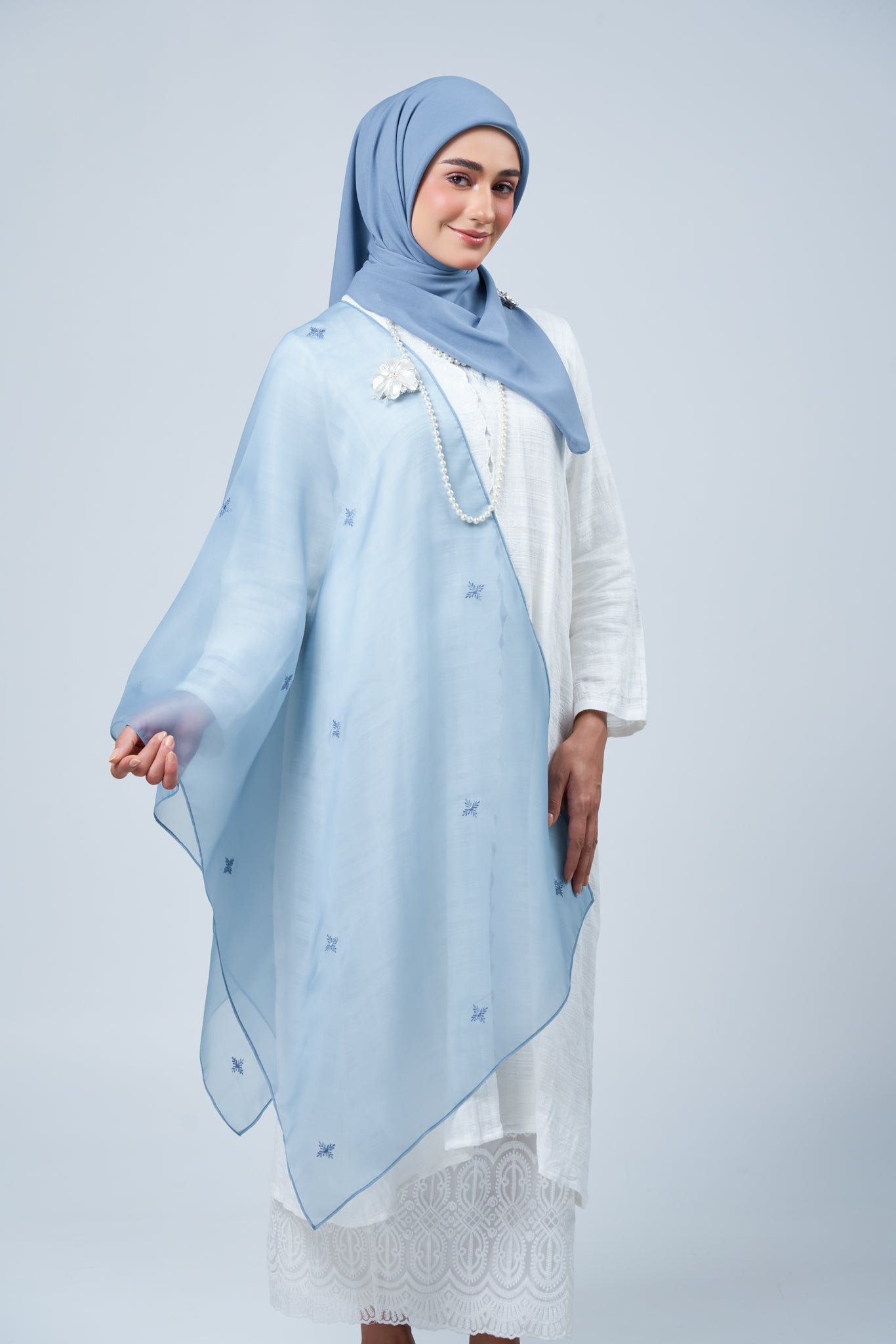 Selendang Rhea in Laila [Deep Blue]