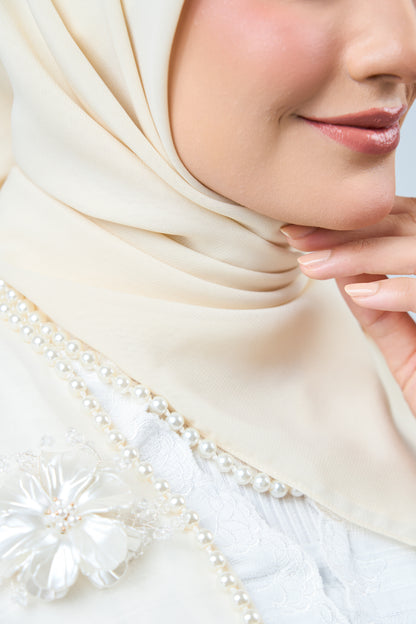 Rhea Bawal in Lestari [Nude Yellow]