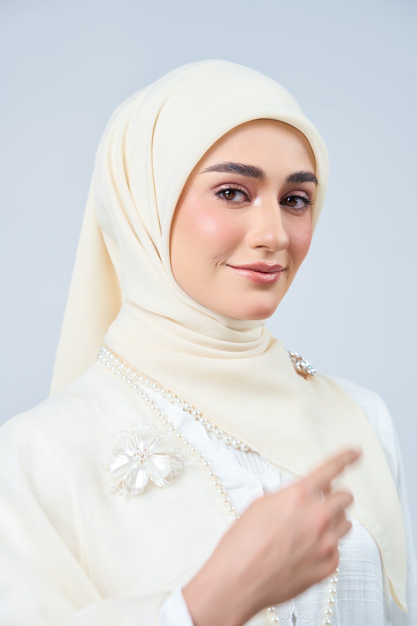 Rhea Bawal in Lestari [Nude Yellow]