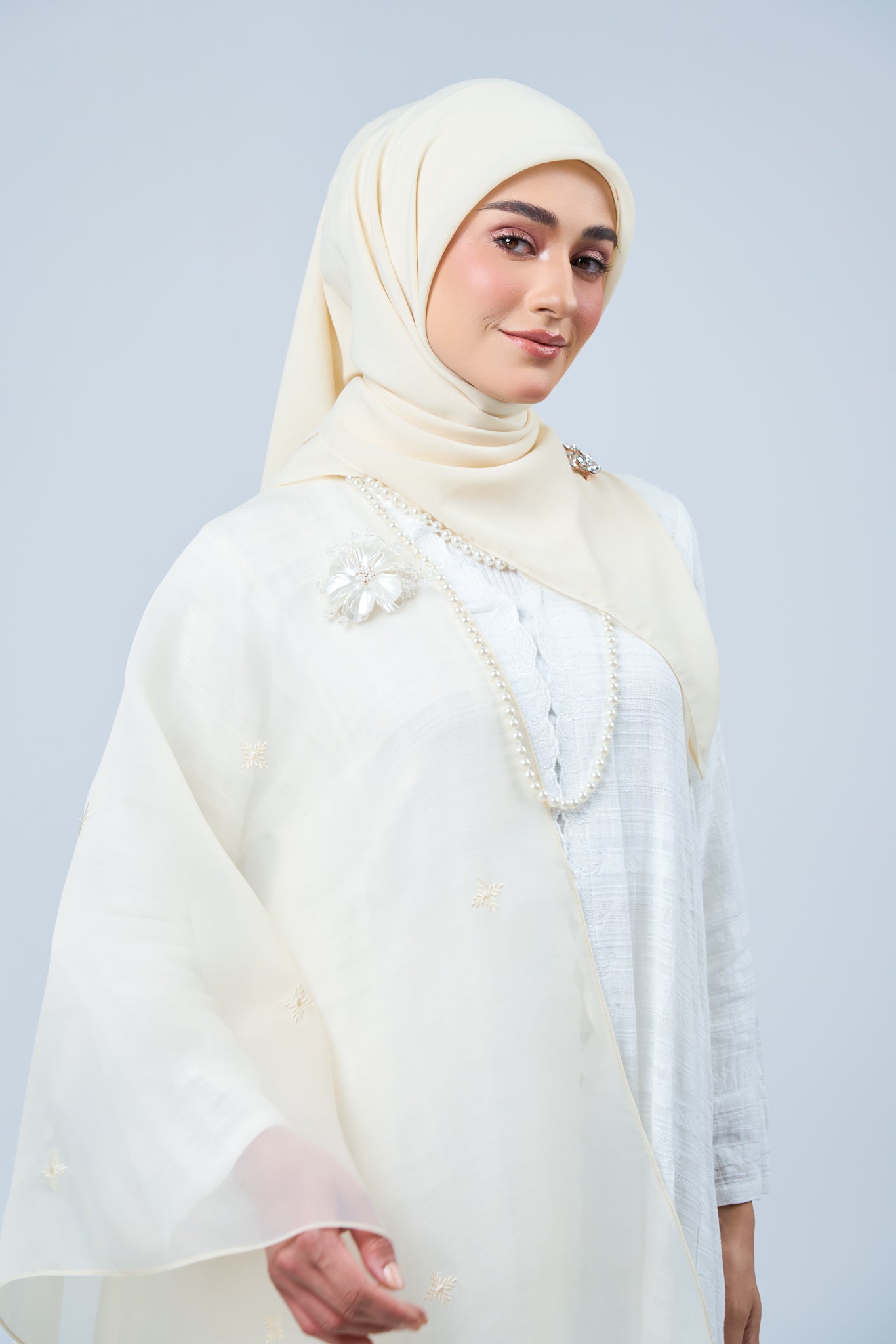 Selendang Rhea in Lestari [Nude Yellow]