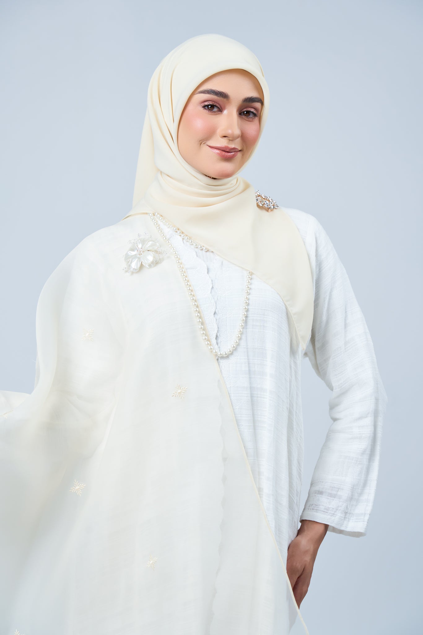 Selendang Rhea in Lestari [Nude Yellow]