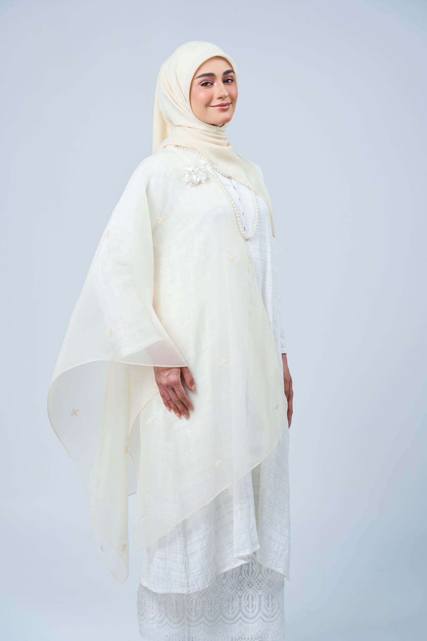 Selendang Rhea in Lestari [Nude Yellow]