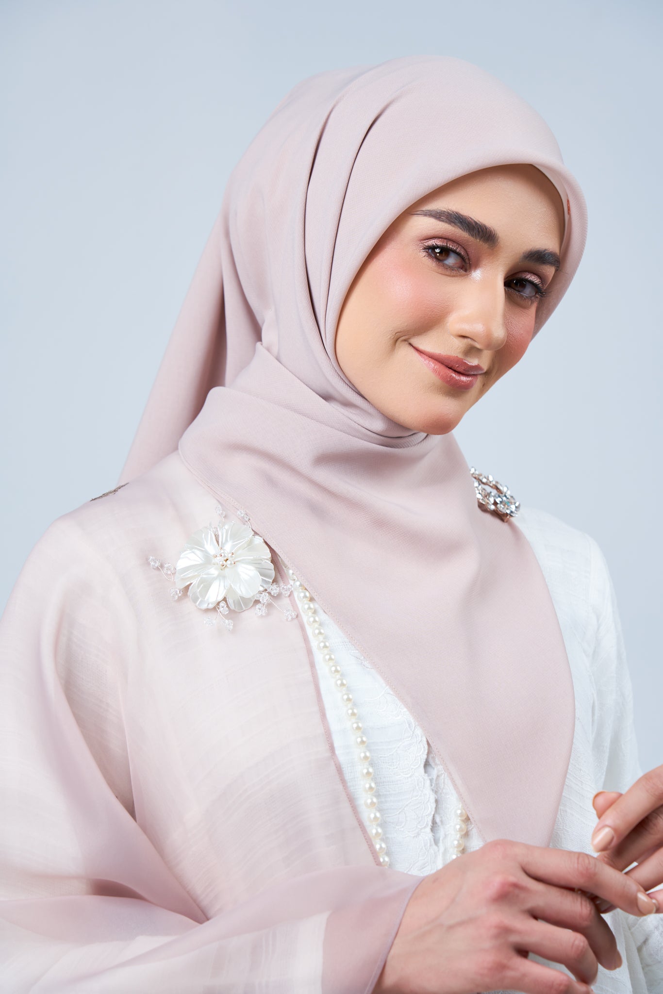 Rhea Bawal in Ratna [Ash]