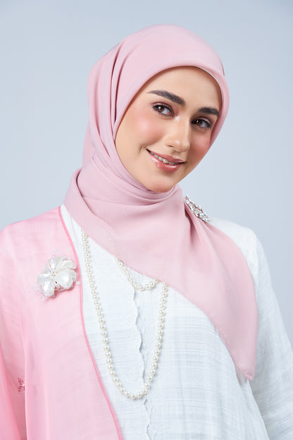 Selendang Rhea in Seroja [Dusty Pink]