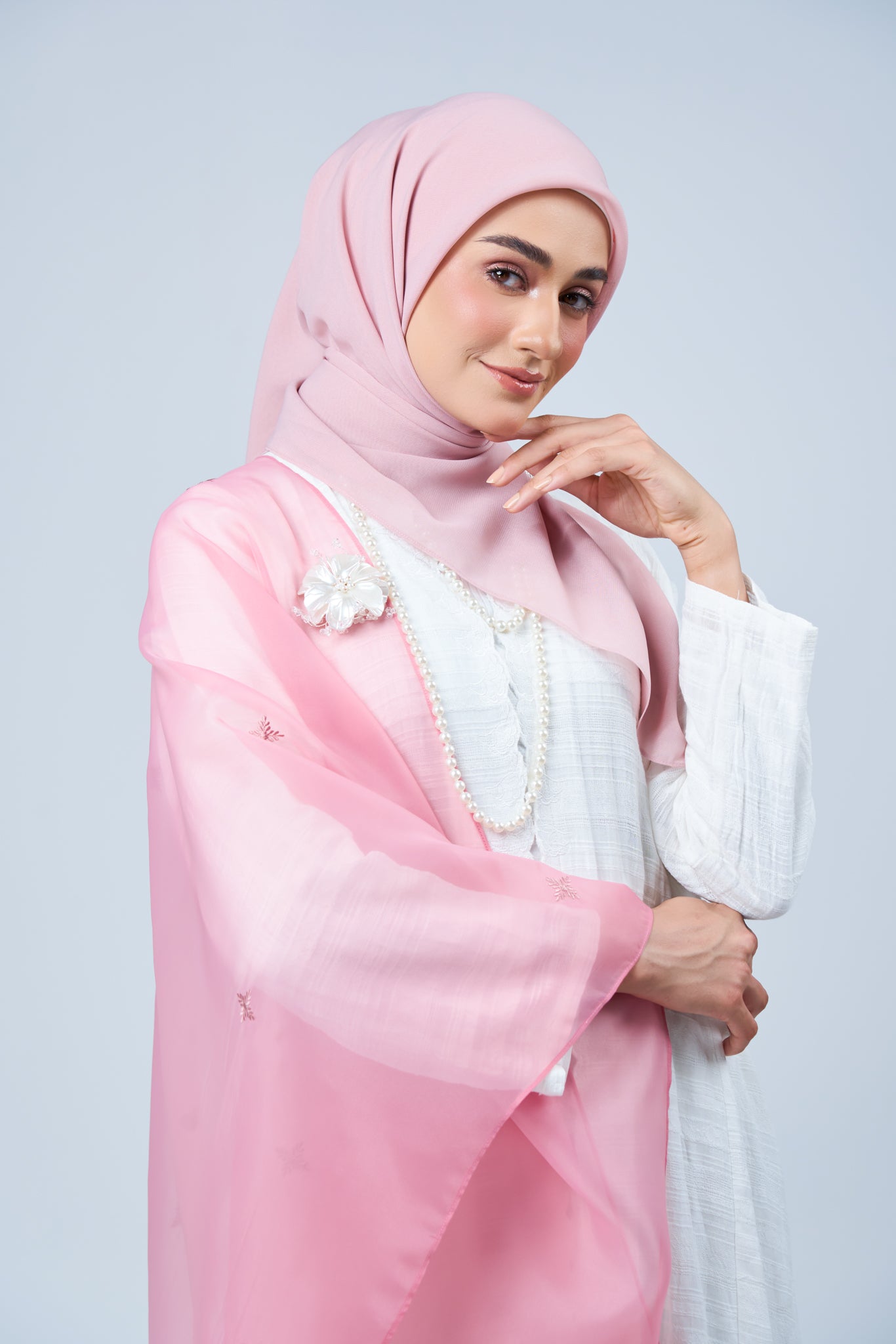 Selendang Rhea in Seroja [Dusty Pink]