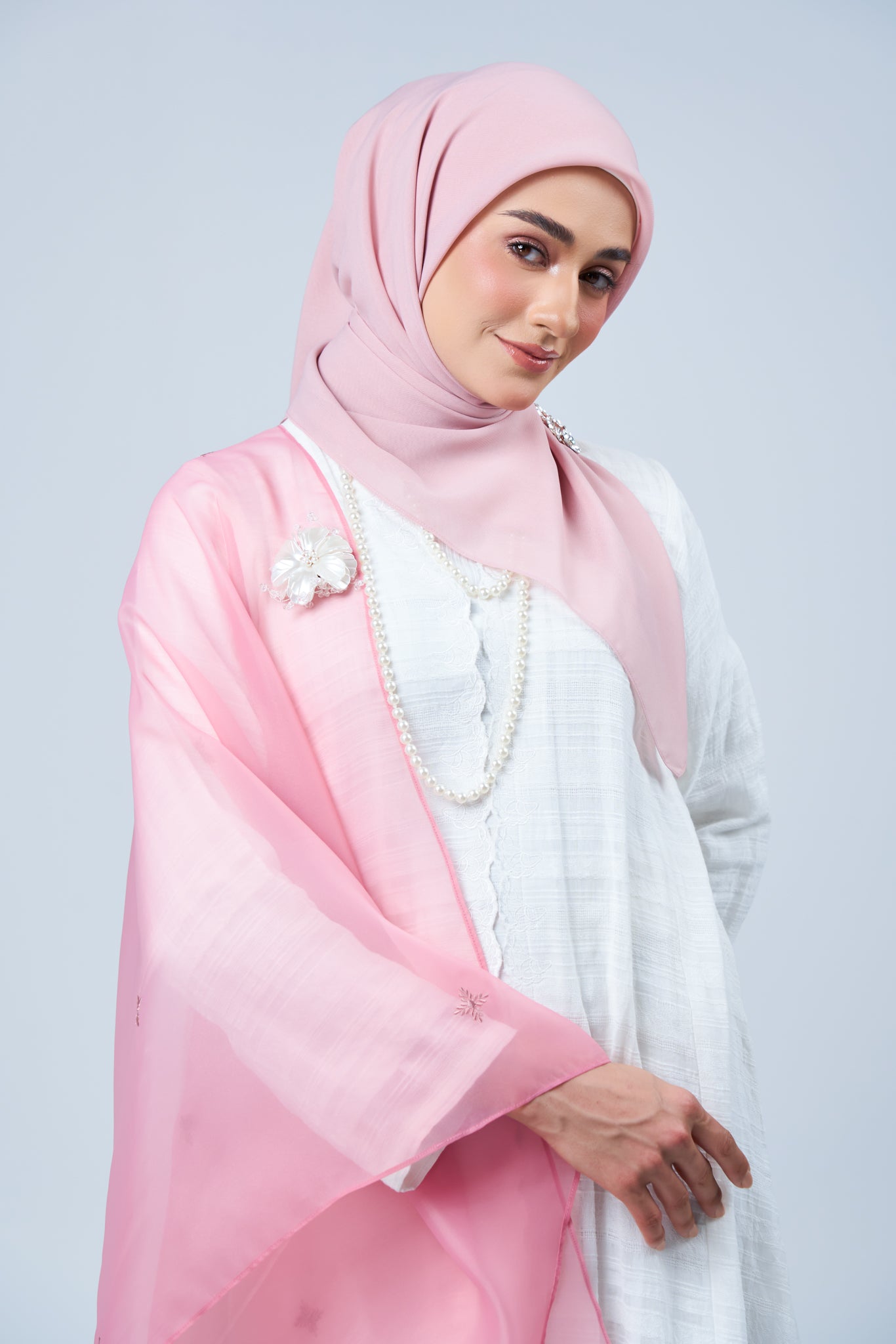 Selendang Rhea in Seroja [Dusty Pink]