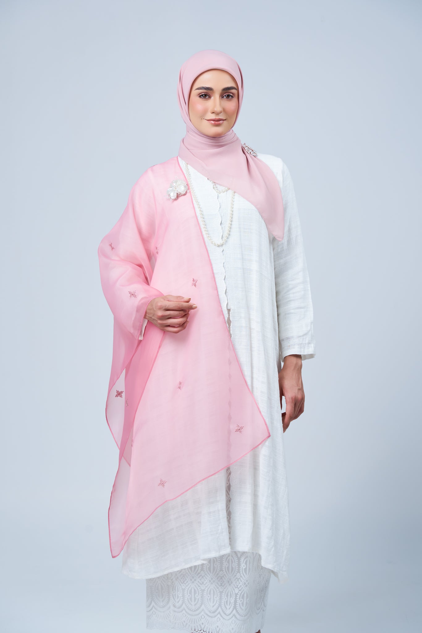 Selendang Rhea in Seroja [Dusty Pink]
