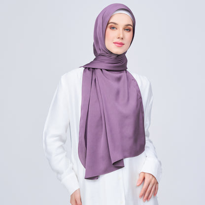 Instant Tag n' Go Shawl | Satin Bulle in Dark Orchid
