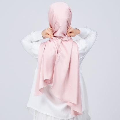 Instant Tag n' Go Shawl | Satin Bulle in Nude Pink