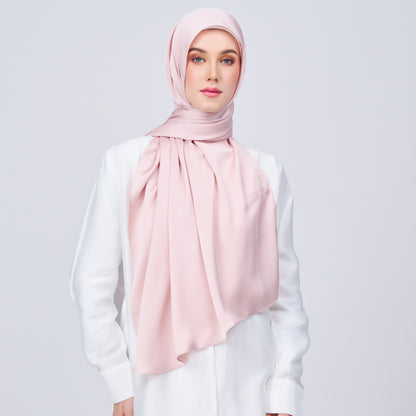 Instant Tag n' Go Shawl | Satin Bulle in Nude Pink