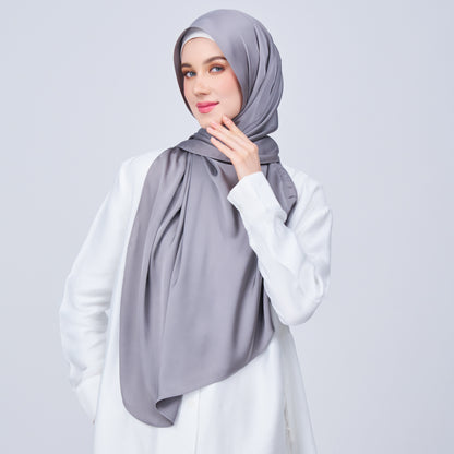 Instant Tag n' Go Shawl | Satin Bulle in Stone Grey