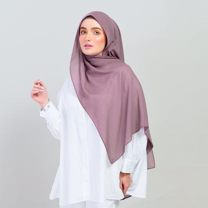 Ironless Elle Shawl in Berry