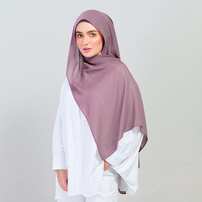 Ironless Elle Shawl in Berry