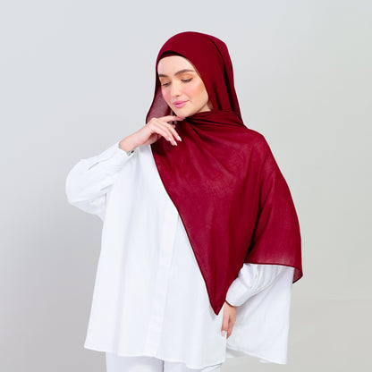 Ironless Elle Shawl in Crimson