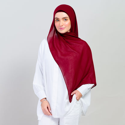 Ironless Elle Shawl in Crimson