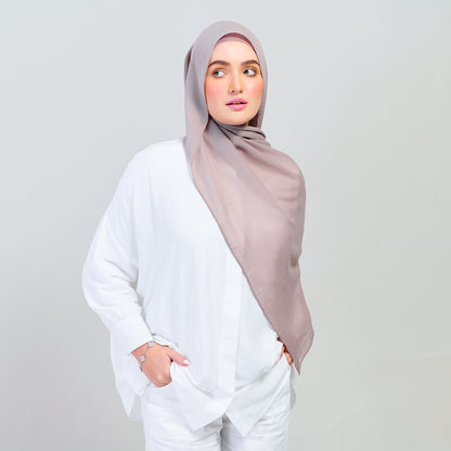 Ironless Elle Shawl in Toffee