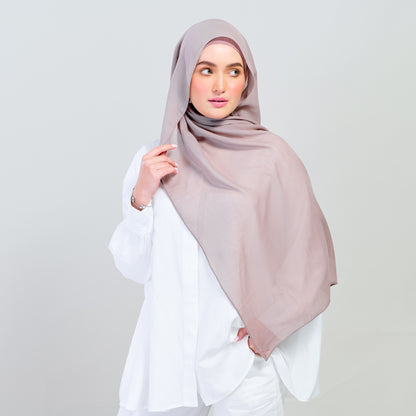 Ironless Elle Shawl in Toffee