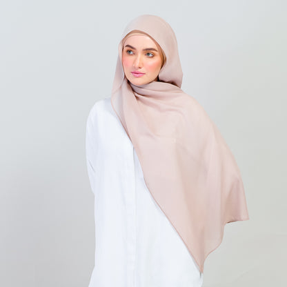 Ironless Elle Shawl in Chai