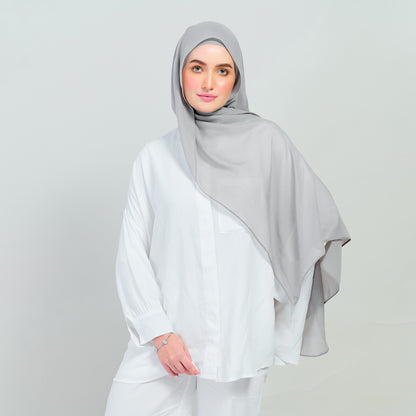 Ironless Elle Shawl in Taupe