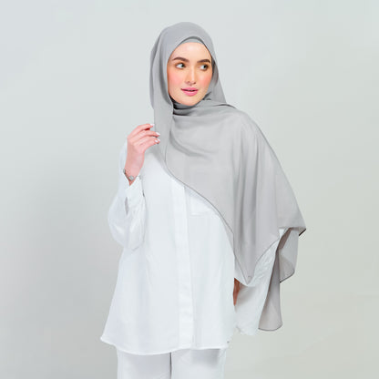 Ironless Elle Shawl in Taupe