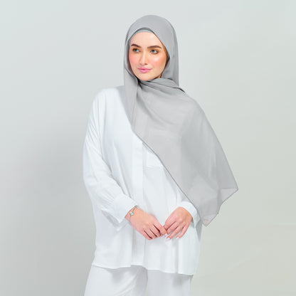 Ironless Elle Shawl in Taupe