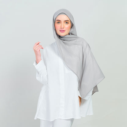 Ironless Elle Shawl in Taupe