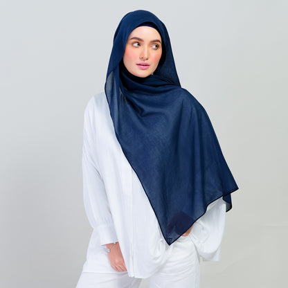 Ironless Elle Shawl in Navy