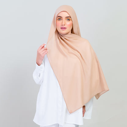 Ironless Elle Shawl in Nude