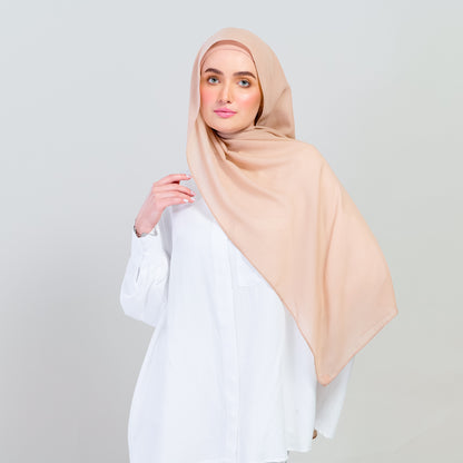 Ironless Elle Shawl in Nude