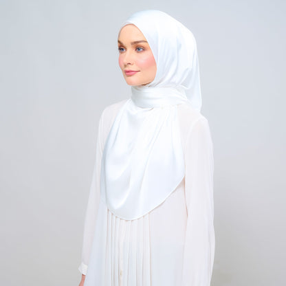 [As-Is] Instant Tag n' Go Shawl l Satin Silk in Bridal White