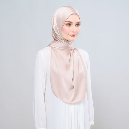 [As-Is] Instant Tag n' Go Shawl l Satin Silk in Linen Taupe