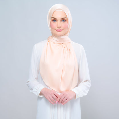 [As-Is] Instant Tag n' Go Shawl l Satin Silk in Soft Apricot