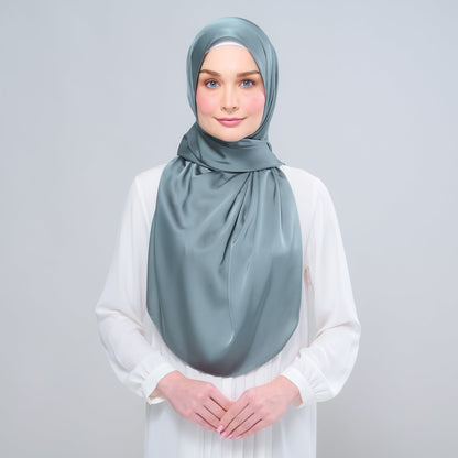 [As-Is] Instant Tag n' Go Shawl l Satin Silk in Sea Green