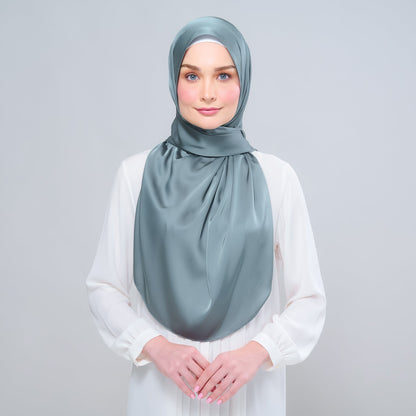 [As-Is] Instant Tag n' Go Shawl l Satin Silk in Sea Green