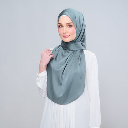 [As-Is] Instant Tag n' Go Shawl l Satin Silk in Sea Green