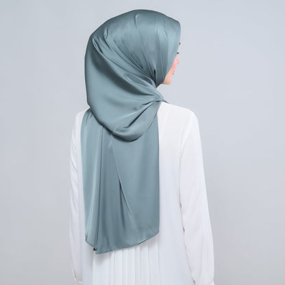 [As-Is] Instant Tag n' Go Shawl l Satin Silk in Sea Green