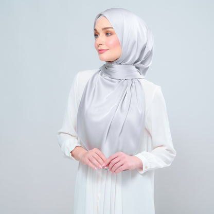 Instant Tag n' Go Shawl | Satin Silk in Silver