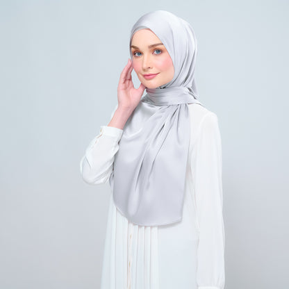 Instant Tag n' Go Shawl | Satin Silk in Silver