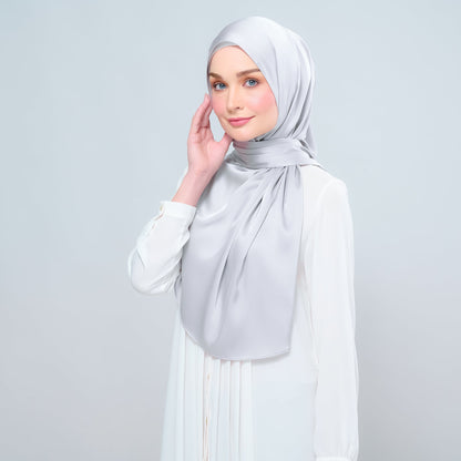[As-Is] Instant Tag n' Go Shawl l Satin Silk in Silver