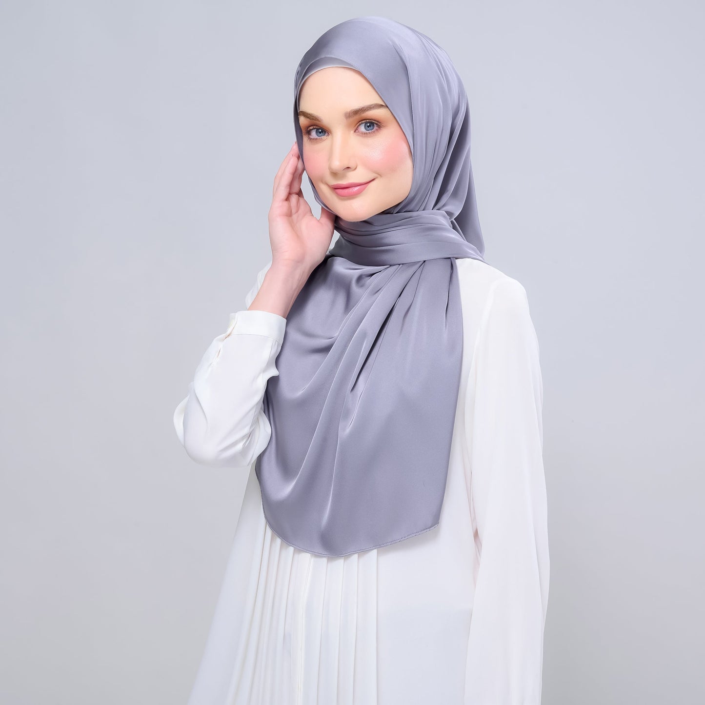[As-Is] Instant Tag n' Go Shawl l Satin Silk in Titanium Grey
